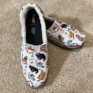 ⭐️NWT⭐️ Christmas Cats Toms